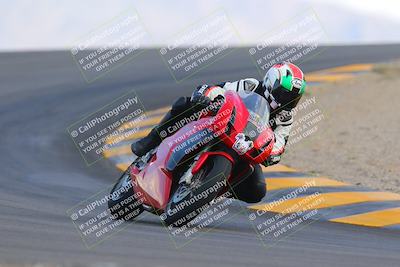 media/Oct-03-2022-Moto Forza (Mon) [[5f077a3730]]/Intermediate Group/Session 5 (Turn 12)/